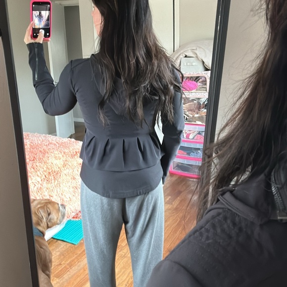Lululemon black bust a move jacket - Picture 6 of 8